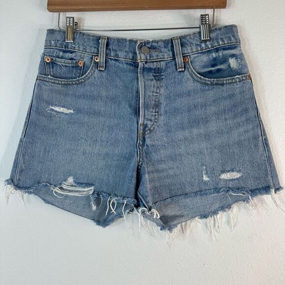 Levi’s Wedgie Midwash Distressed Denim Shorts Size 29 Cut Offs Casual Summer - Picture 1 of 10